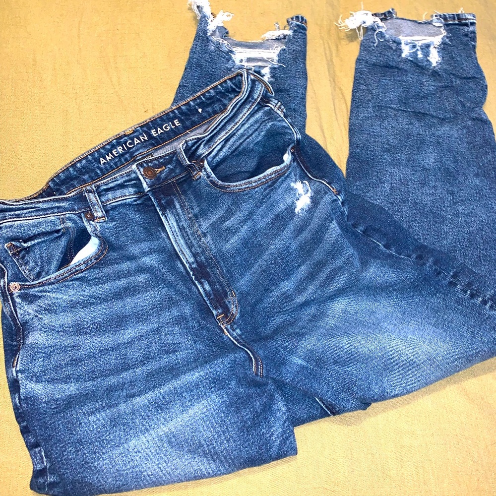 American Eagle Mom jeans